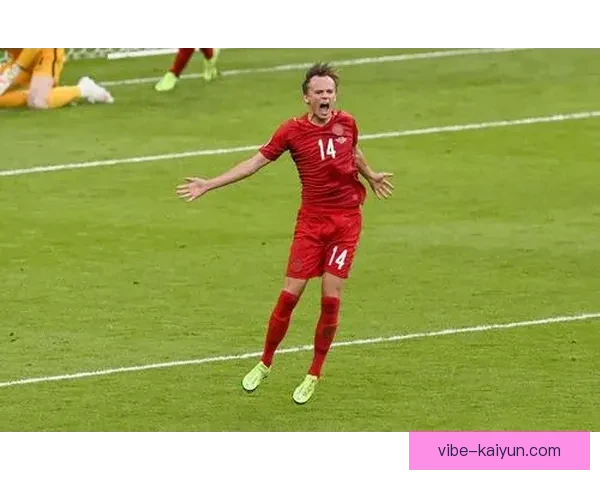 达姆斯高持续保持比赛稳定性，逐渐成为球队进攻的重要支点。